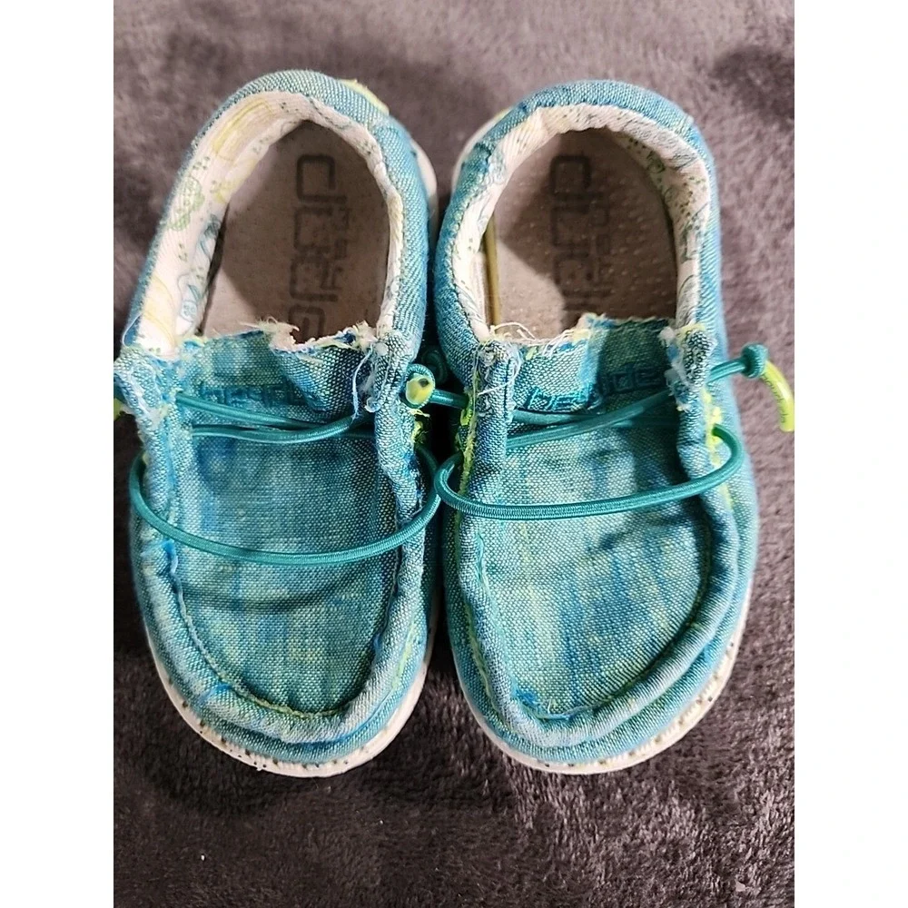 Hey Dude Wally Toddler Chambray Teal Blue Lime Green Slip On Loafers Size 6 K6